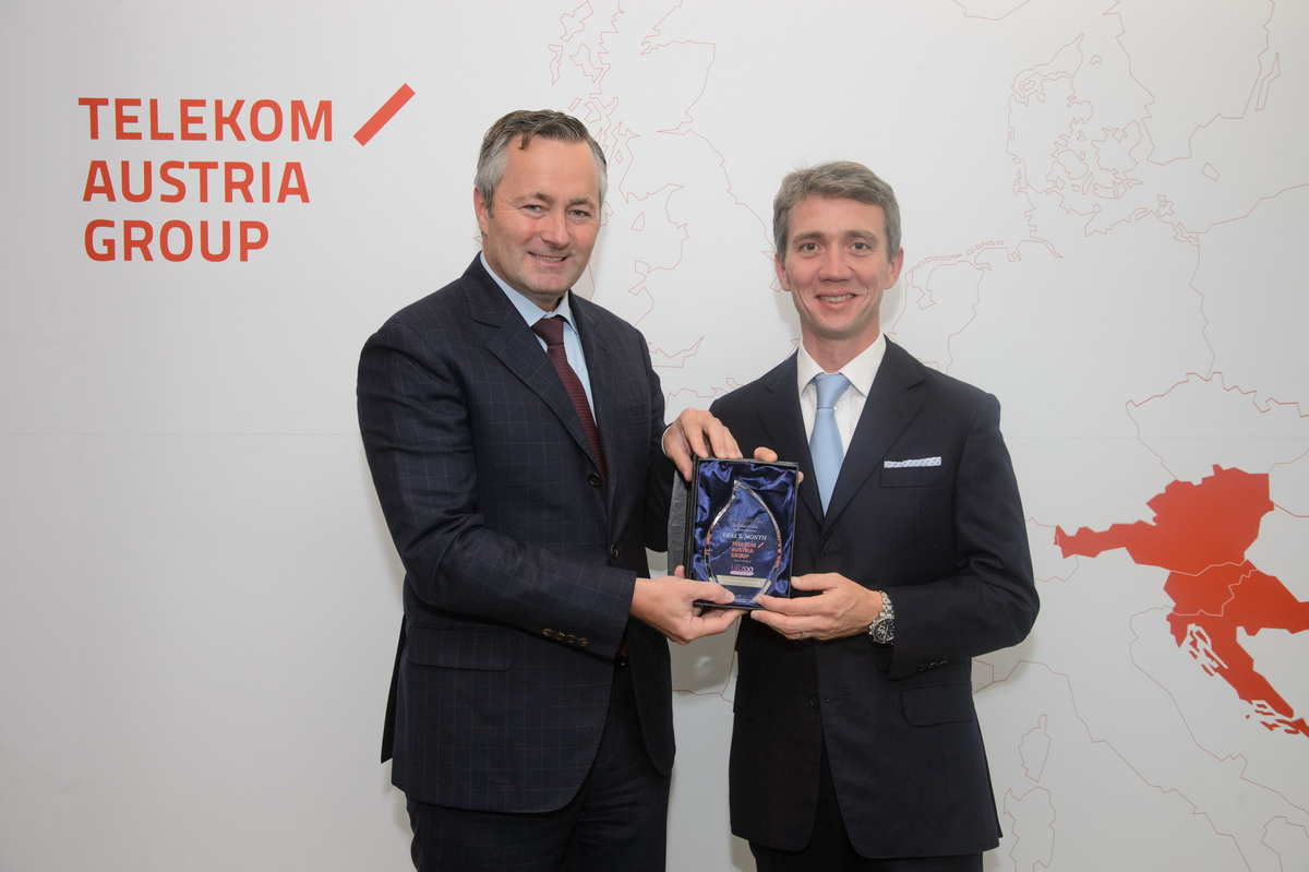 Hannes Ametsreiter und Roland Haidner mit M&A Award