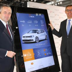 „Connected Car“ cooperation with Porsche 